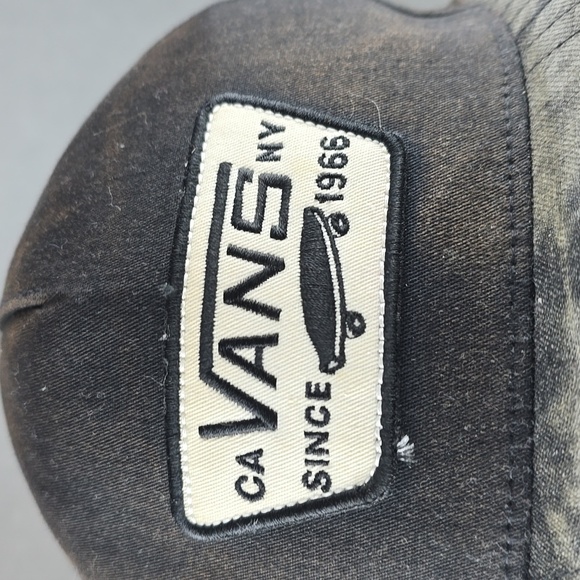 Vans Classic snapback, one size fits all ball cap.. Sew on patch! - Picture 5 of 6